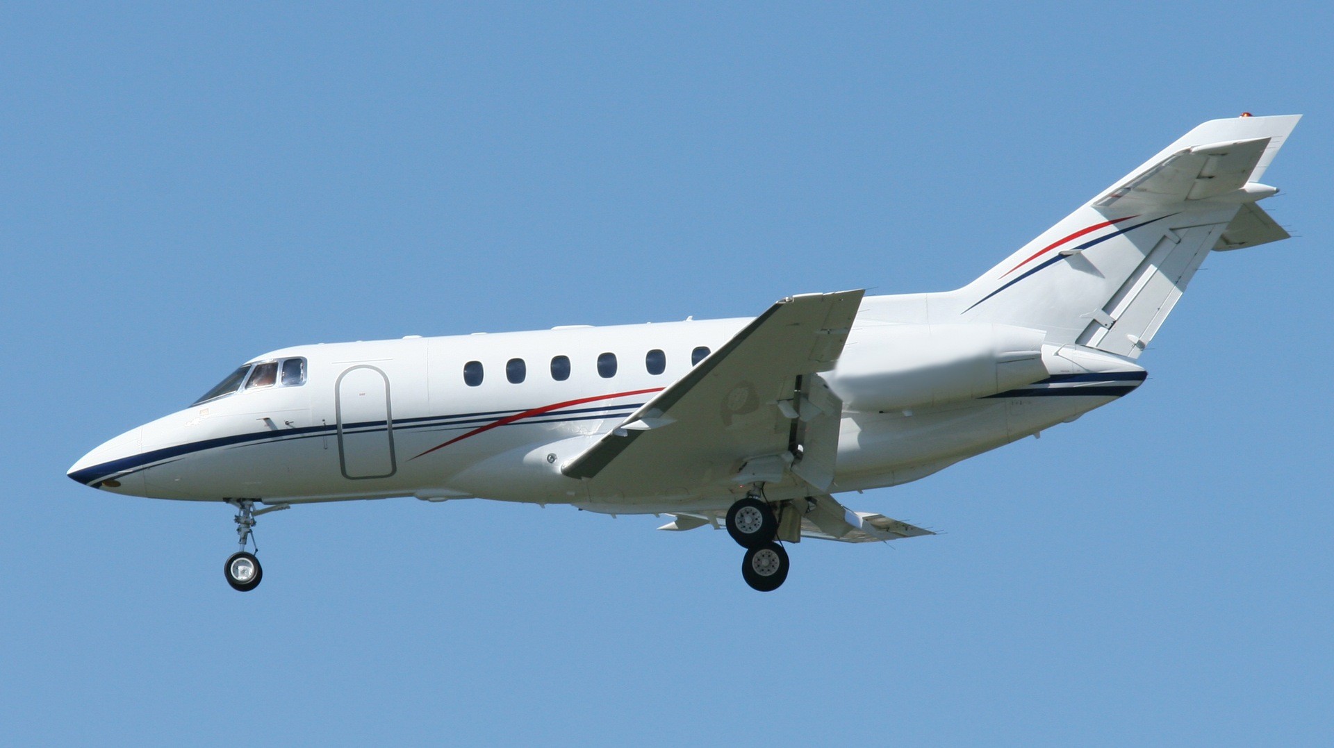 Hawker 800XP Charter Private Jet Hire