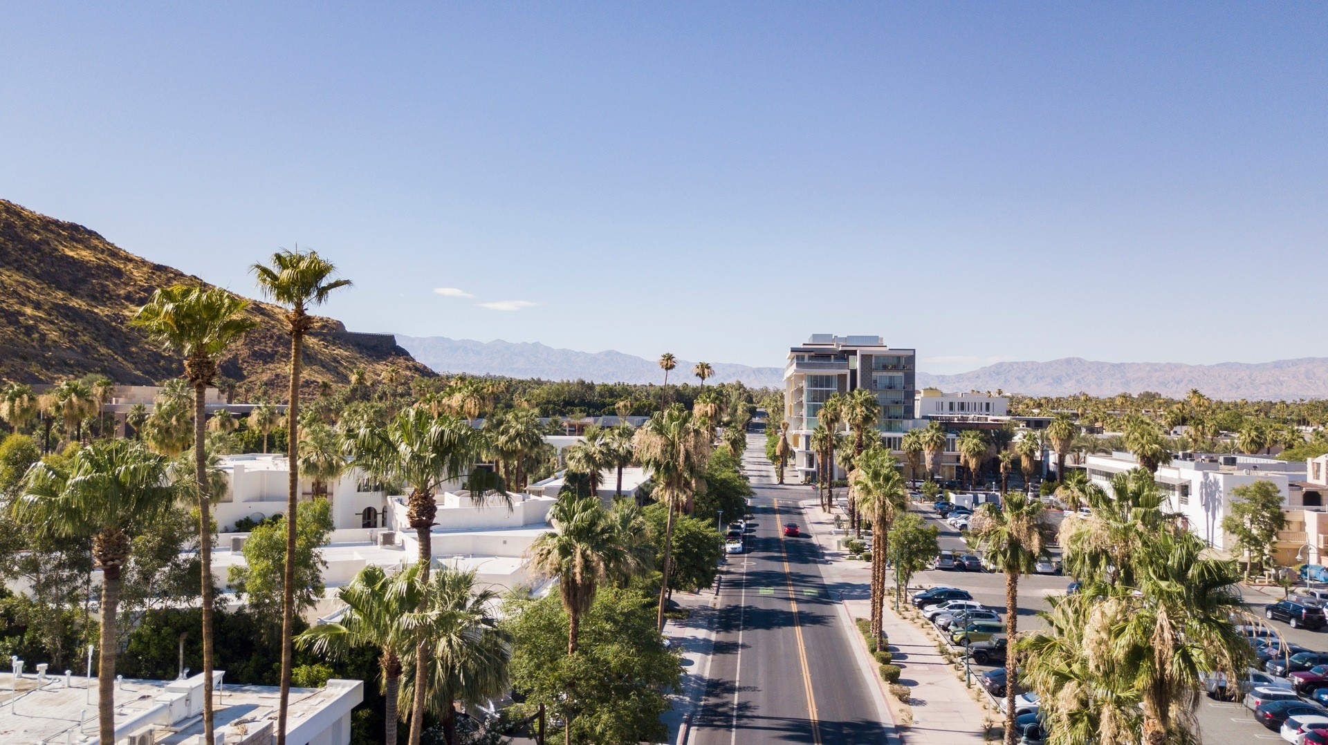 Palm Springs Private Jet and Air Charter Flights