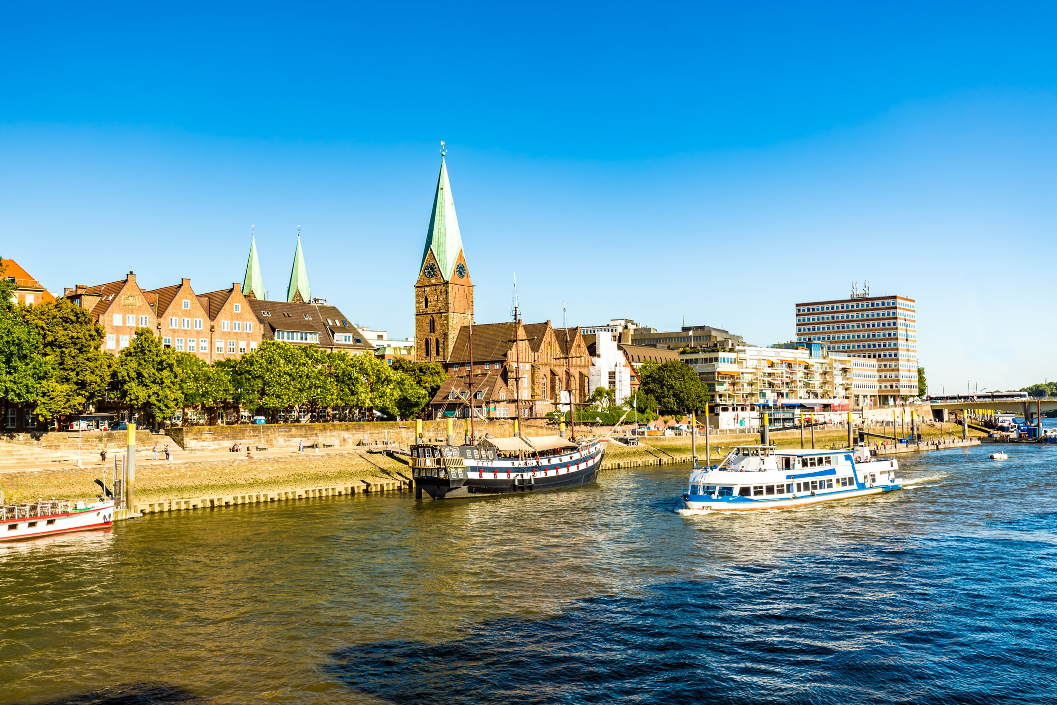 Bremen Private Jet and Air Charter Flights