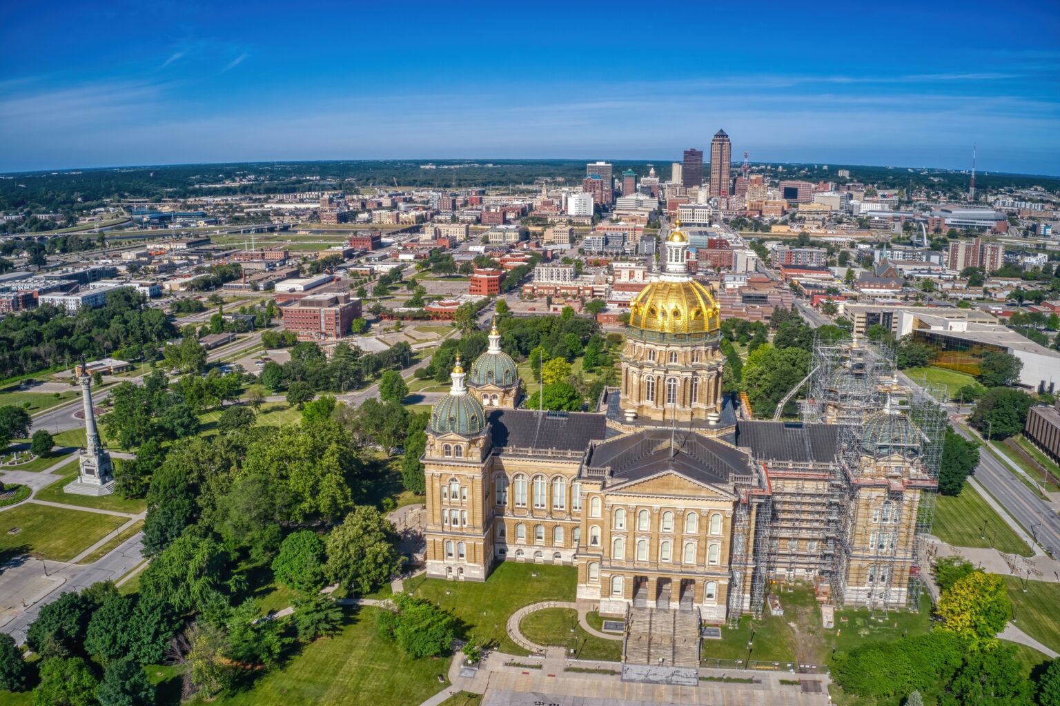 Des Moines Private Jet and Air Charter Flights