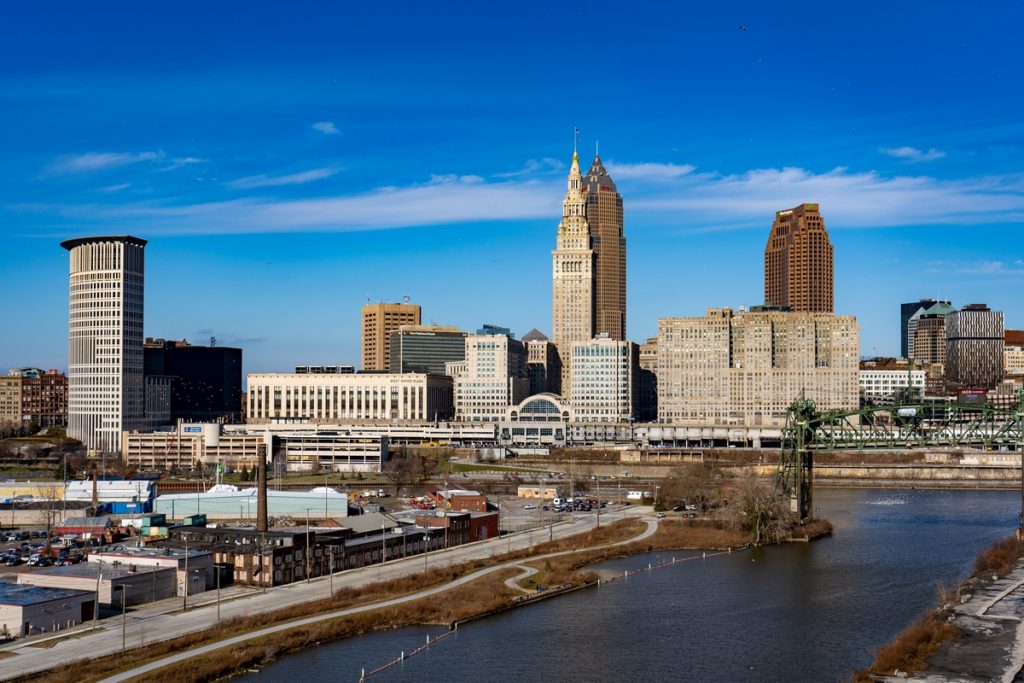 cleveland-private-jet-and-air-charter-flights