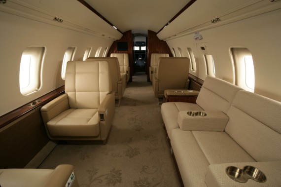 Challenger 605 Interior