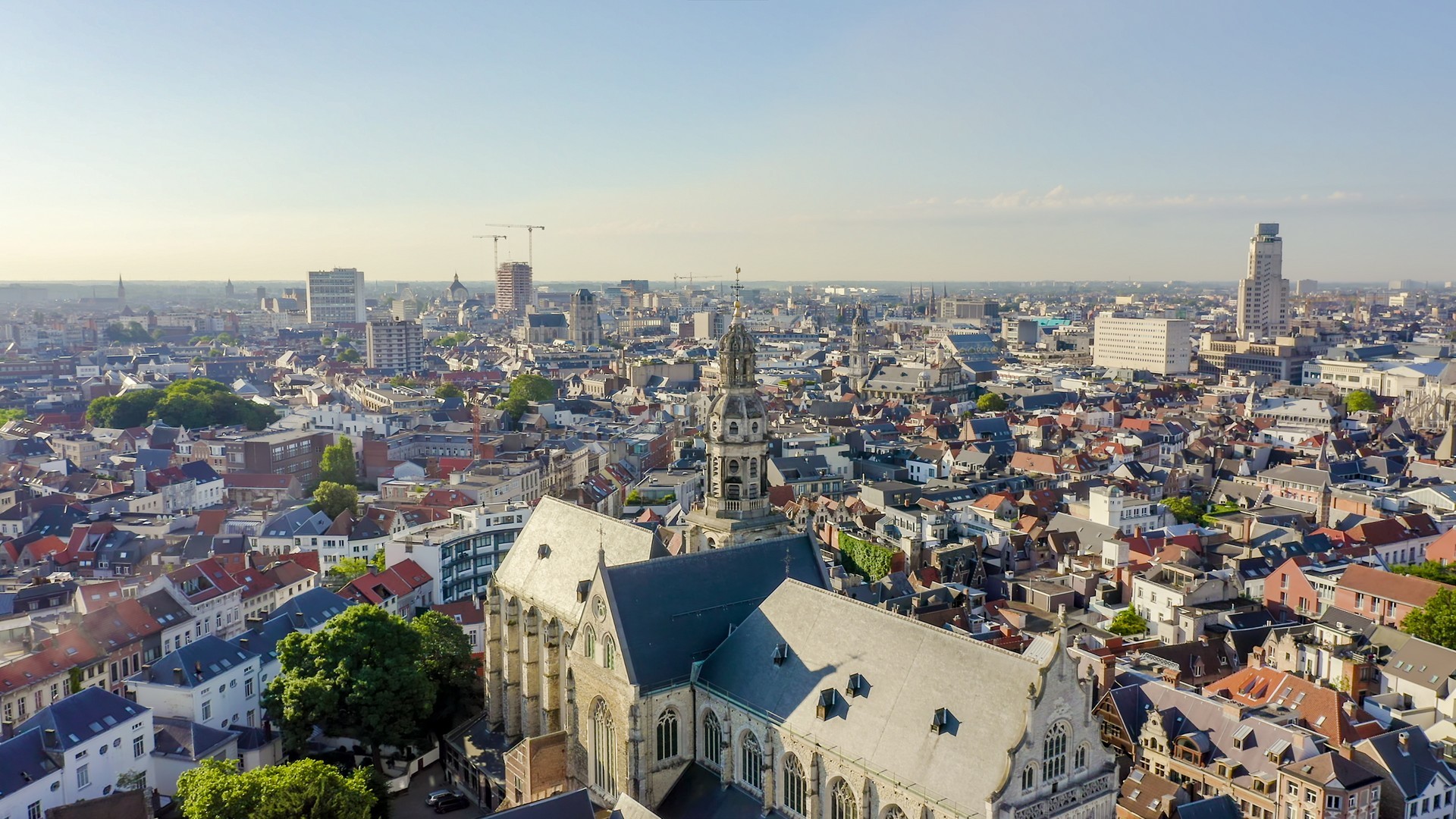 Antwerp Private Jet and Air Charter Flights