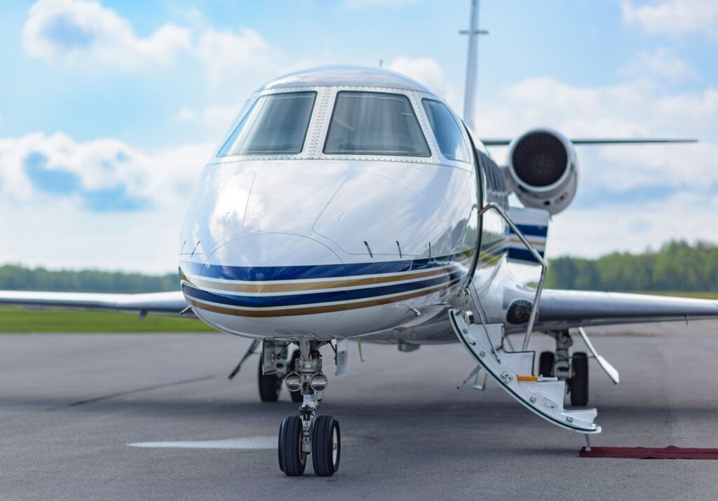 Private jet prepared for departure to Chesterfield, Missouri