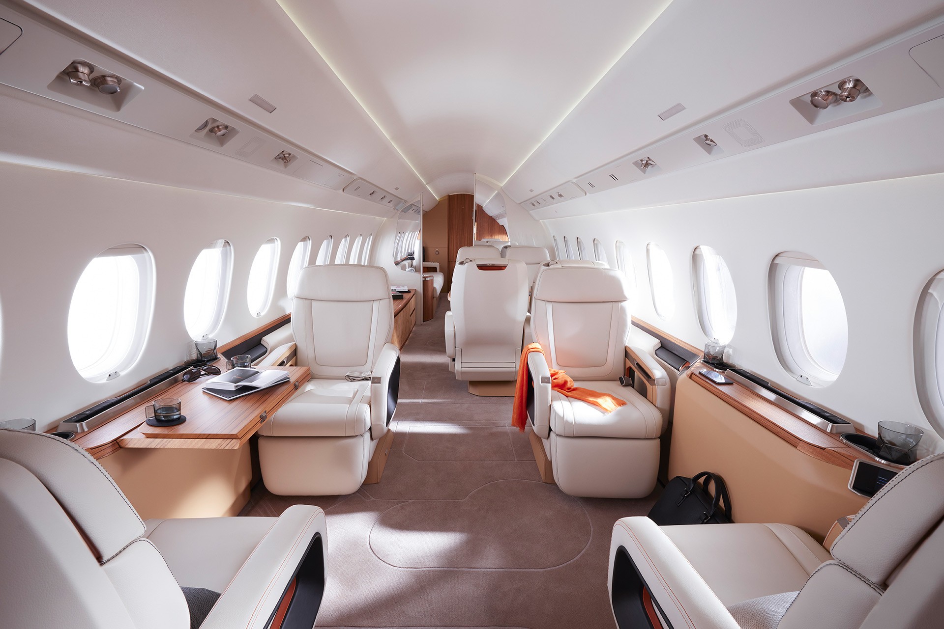 Falcon 6X interior