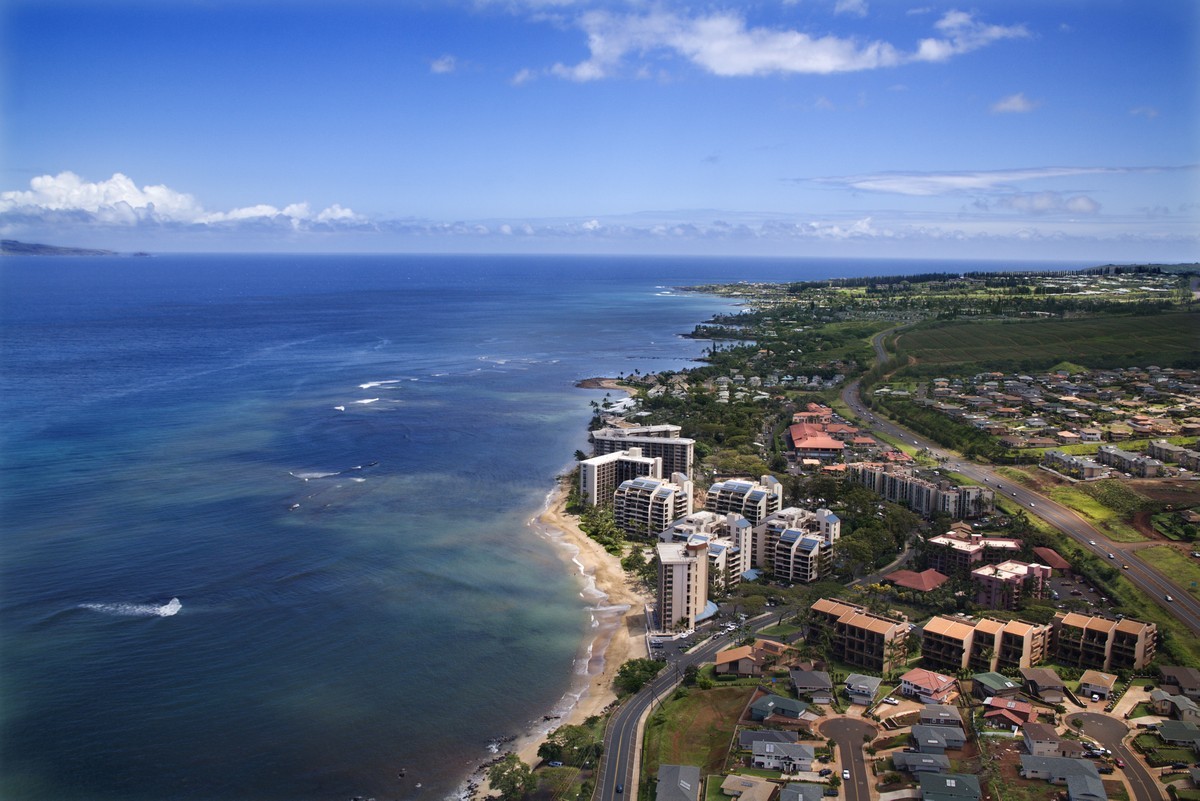 Private jet charter to/from Maui