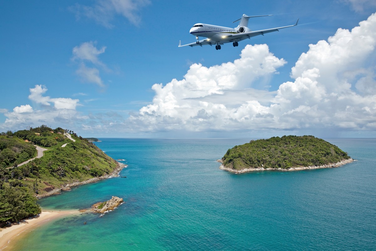 Private Getaway Destinations for Private Jet Travelers in the Hawaiian Islands