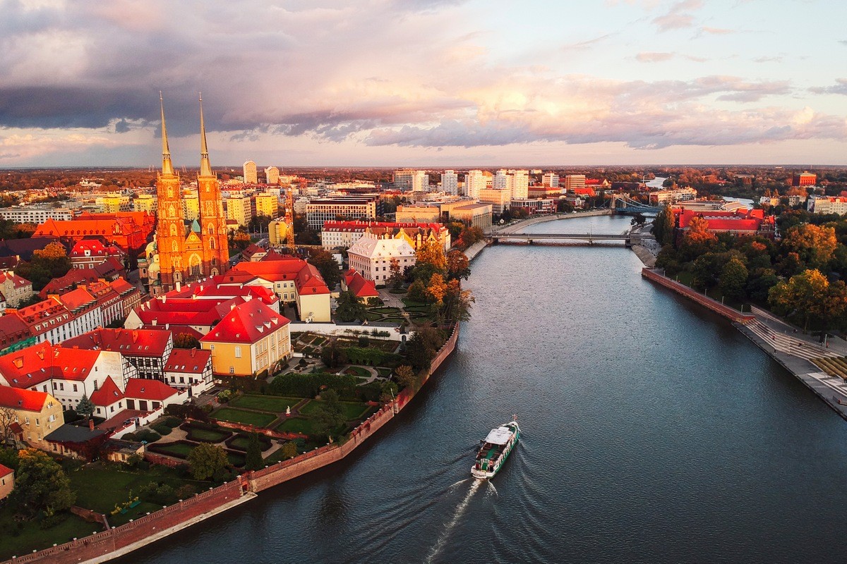 Wroclaw Private Jet and Air Charter Flights