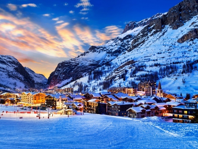 Val D'Isere Private Jet and Air Charter Flights