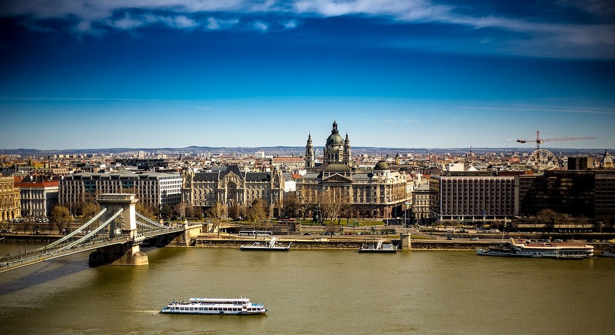 Hungary Private Jet and Air Charter Flights