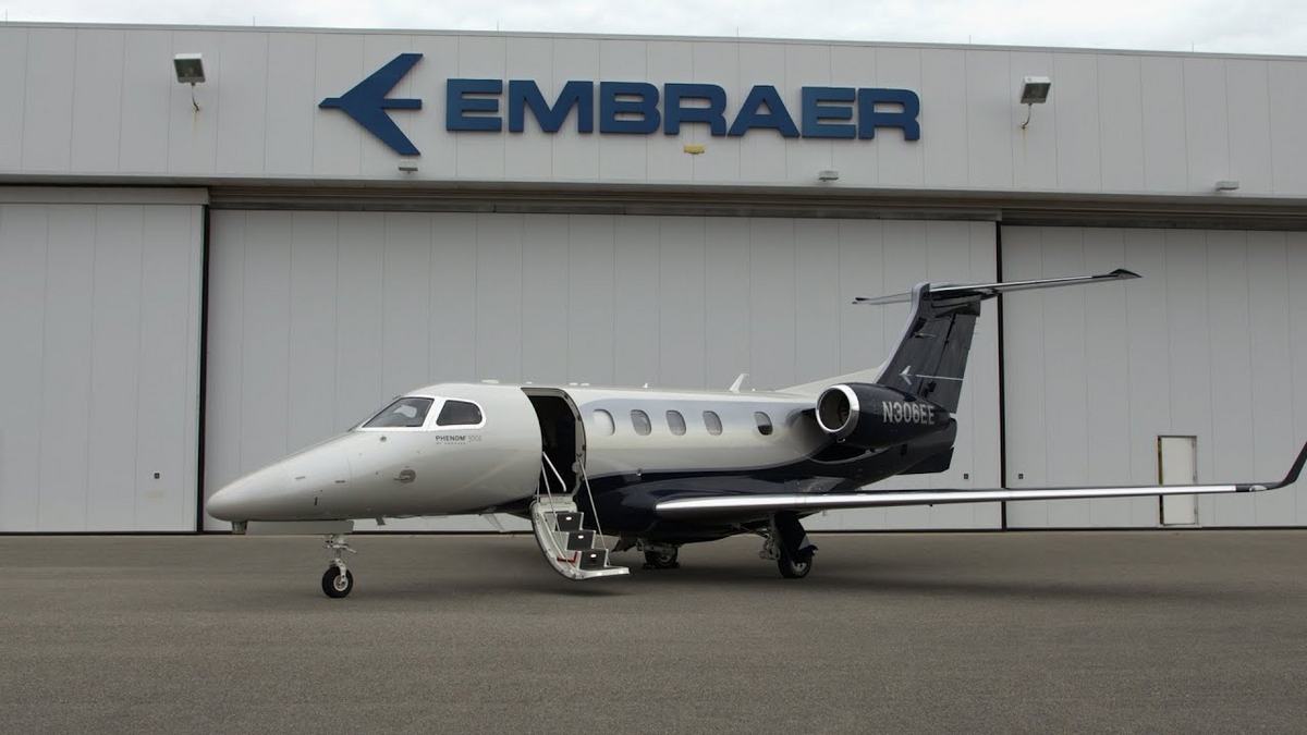 Embraer Phenom 300E