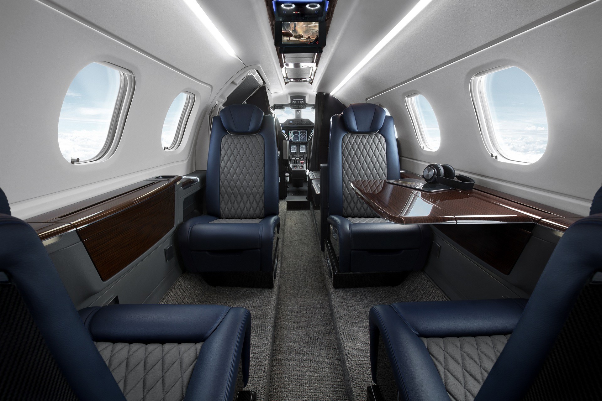 Phenom-300E_Interior