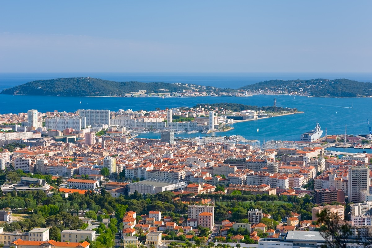 Toulon Private Jet and Air Charter Flights