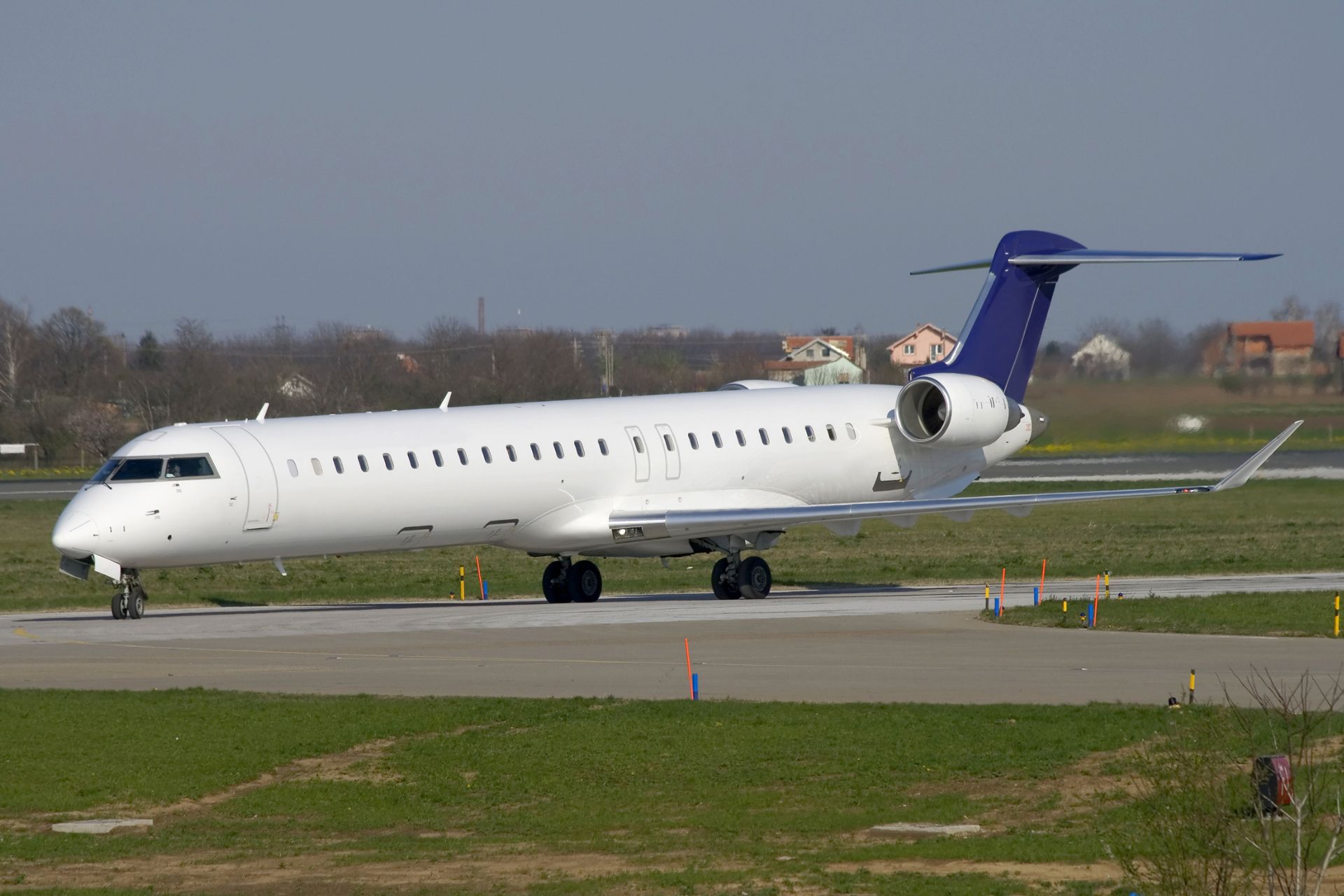 Bombardier Challenger 890 Private Jet Charter