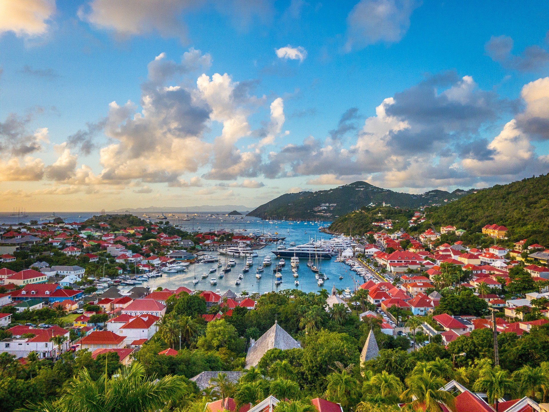 Gustavia Private Jet and Air Charter Flights