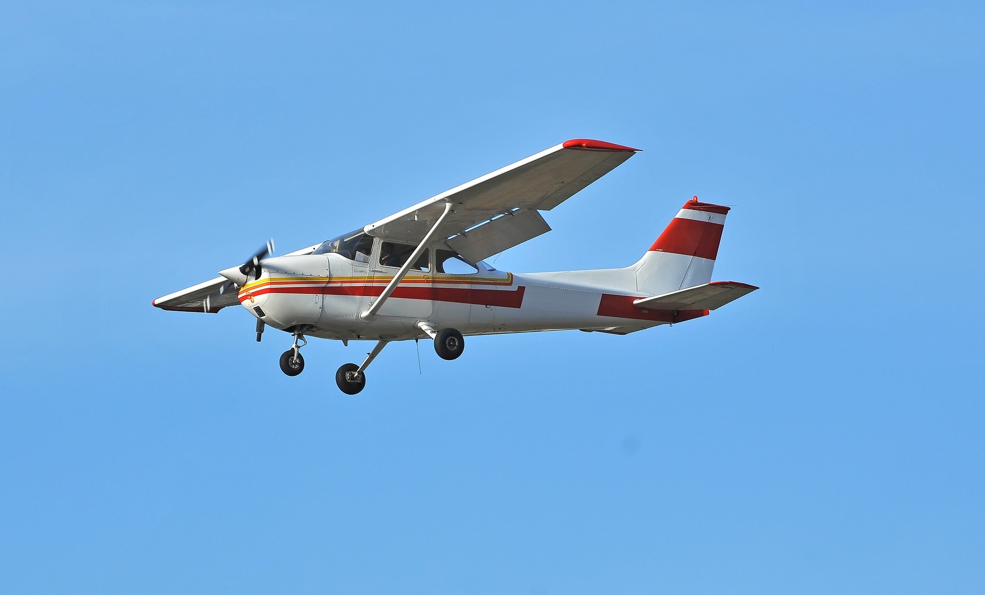 Cessna Skyhawk Private Jet Charter