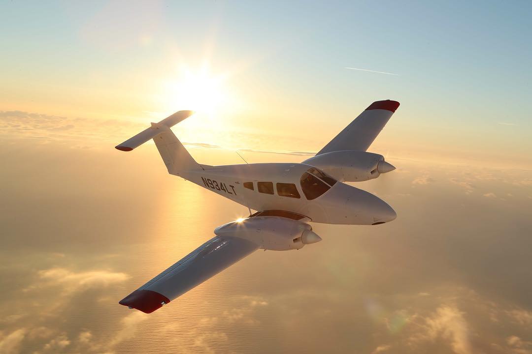 Piper Seminole Private Jet Charter